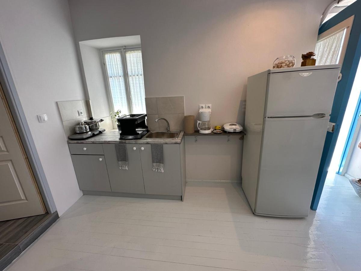 Brinia Cosy Apartment Poros Town Zewnętrze zdjęcie